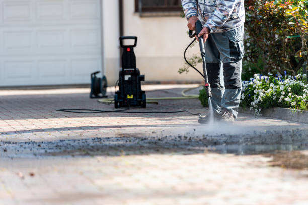 Why Choose Our Certified Pressure Washing Experts for Your Project Needs in Harlan, KY?